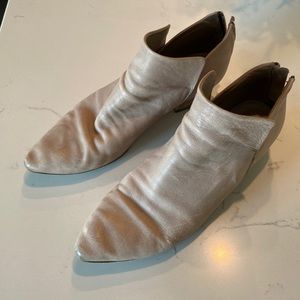 Officine Creative Leather Booties